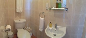 Arkaig Guest House Абердин Екстер'єр фото